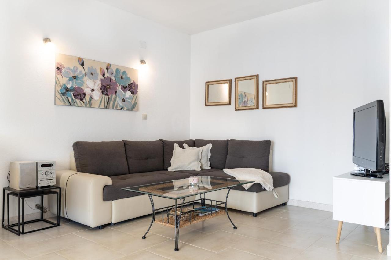 Apartments Siesta Sumartin Exterior foto